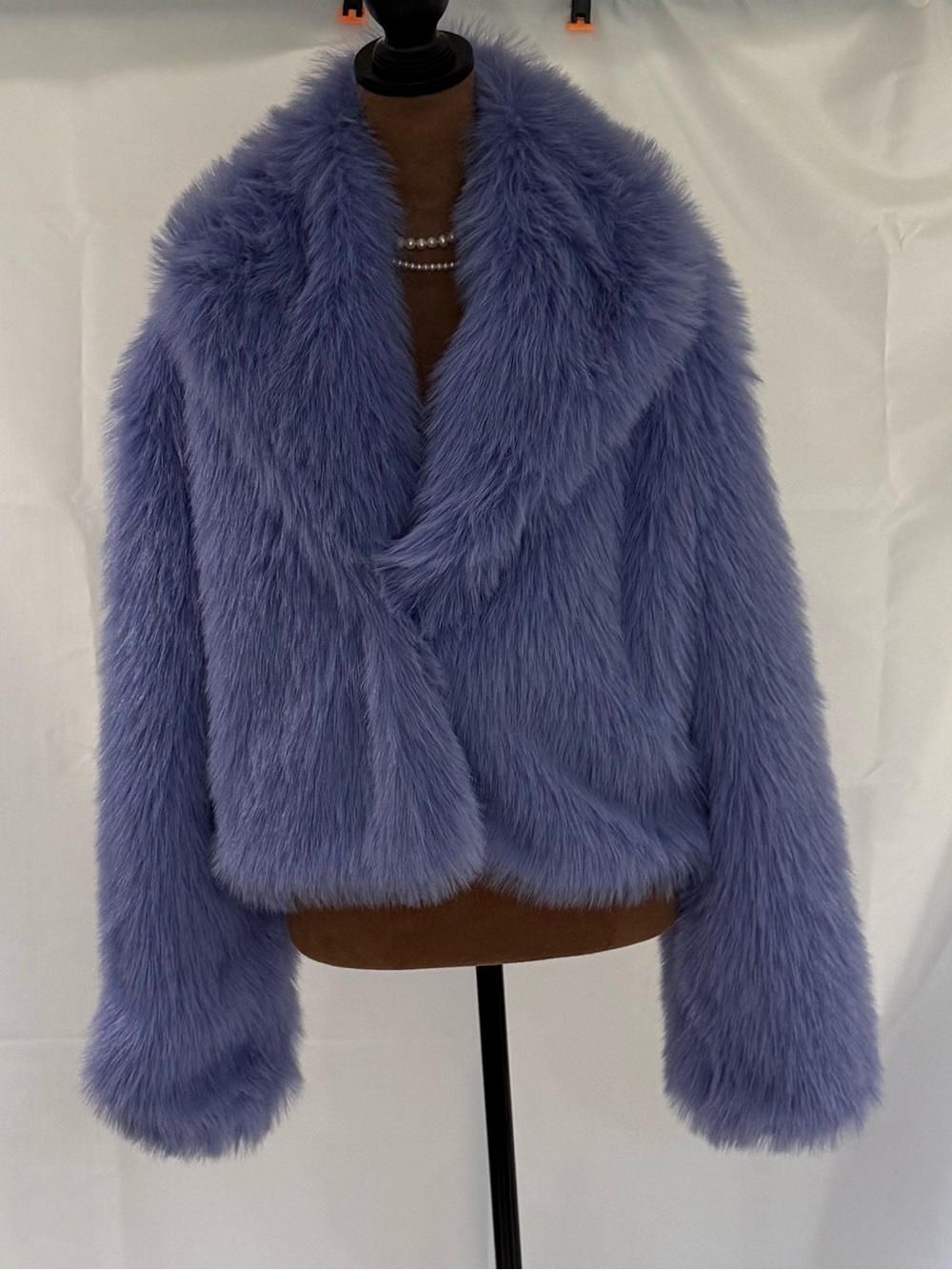 NWT AKIRA Lavender Plush Faux Fur Cropped Jacket - M